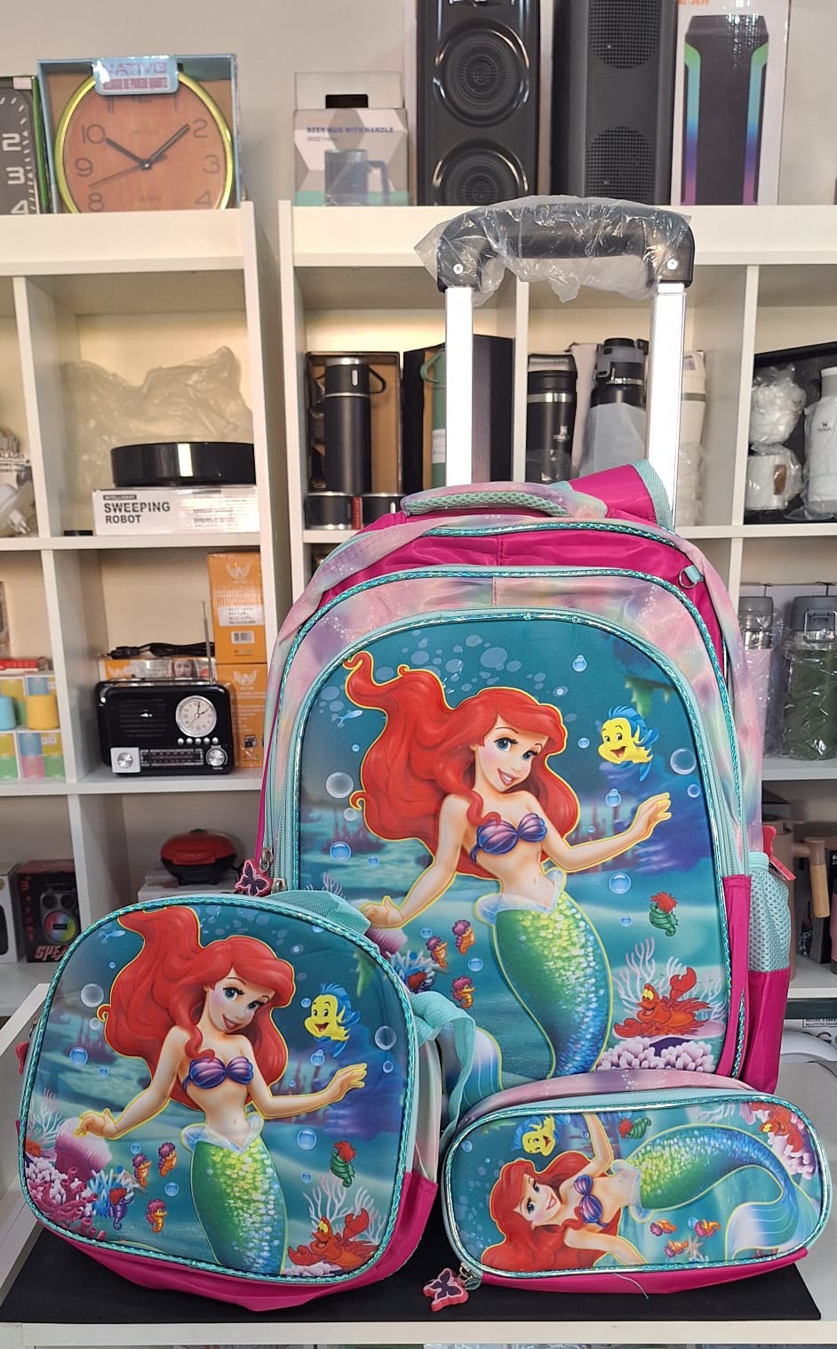 Kit Mochila de Rodinhas Grande + Lancheira Térmica + Estojo